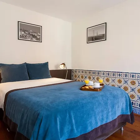 Correeiros Downtown Duplex & Deluxe Apartment Lisbona Esterno foto